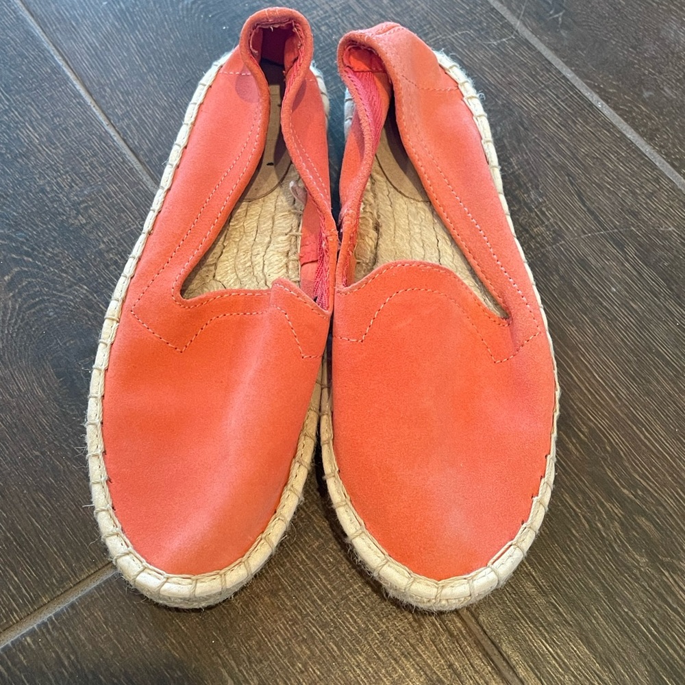 Gap Slip On Espadrilles Size 7